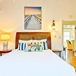 Oceanfront Dog Friendly Home With Waterfront Porch, Gas Grill, Hot Tub & Fire Pit