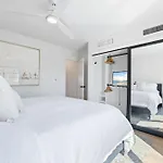 Luxury S Oceanfront Unit With Rooftop & Hot Tub - Ac