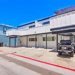 Avalon Beach 4