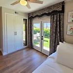 Modern Comfort, Prime Location, 360 Views, 4 Bedroom Entire House