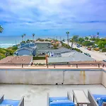 Steps 2 Ocean & Surfing Ocean Views Rooftop Deck