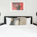 Posh 2Br In North Park By Sonder