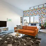 Lively Studio In Hillcrest By Sonder
