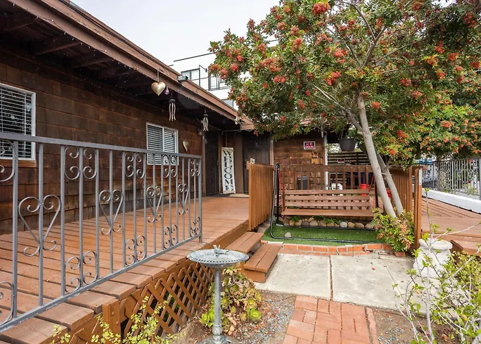 Historic House With Ocean View Center Of Sd