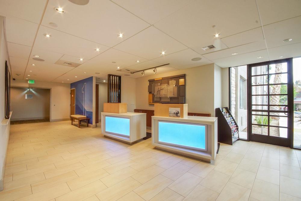 Express Mira Mesa By Ihg 2* San Diego