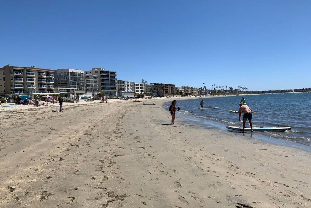 Holiday home 3bd Sleeps 8 Rooftop Bayside Feel The Ocean Breeze *