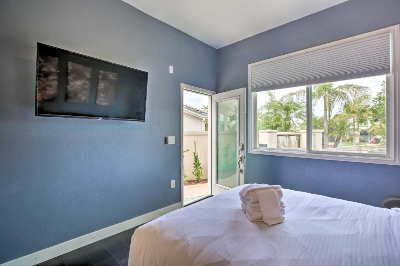 Torrey Modern Studio! Apartment