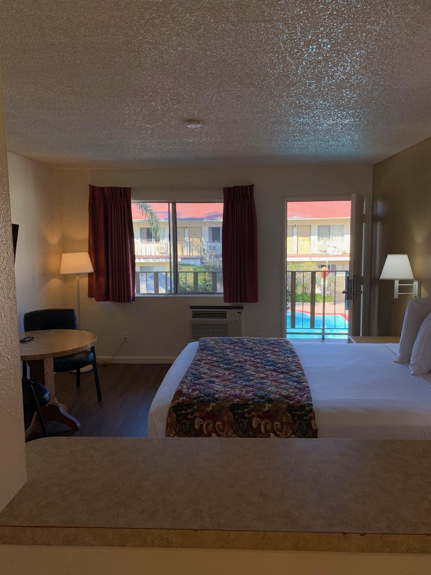 California Hotel