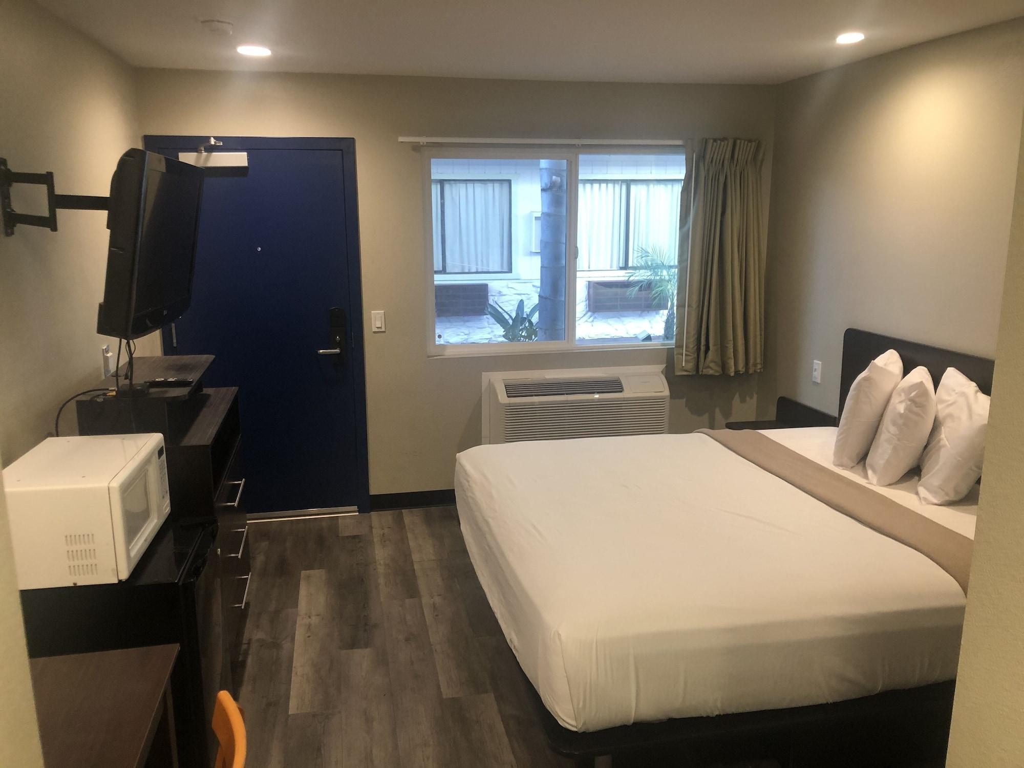 Hotel Primera San Diego