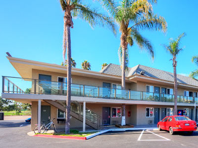 Fairfield & By Marriott Pacific Hotel 2*