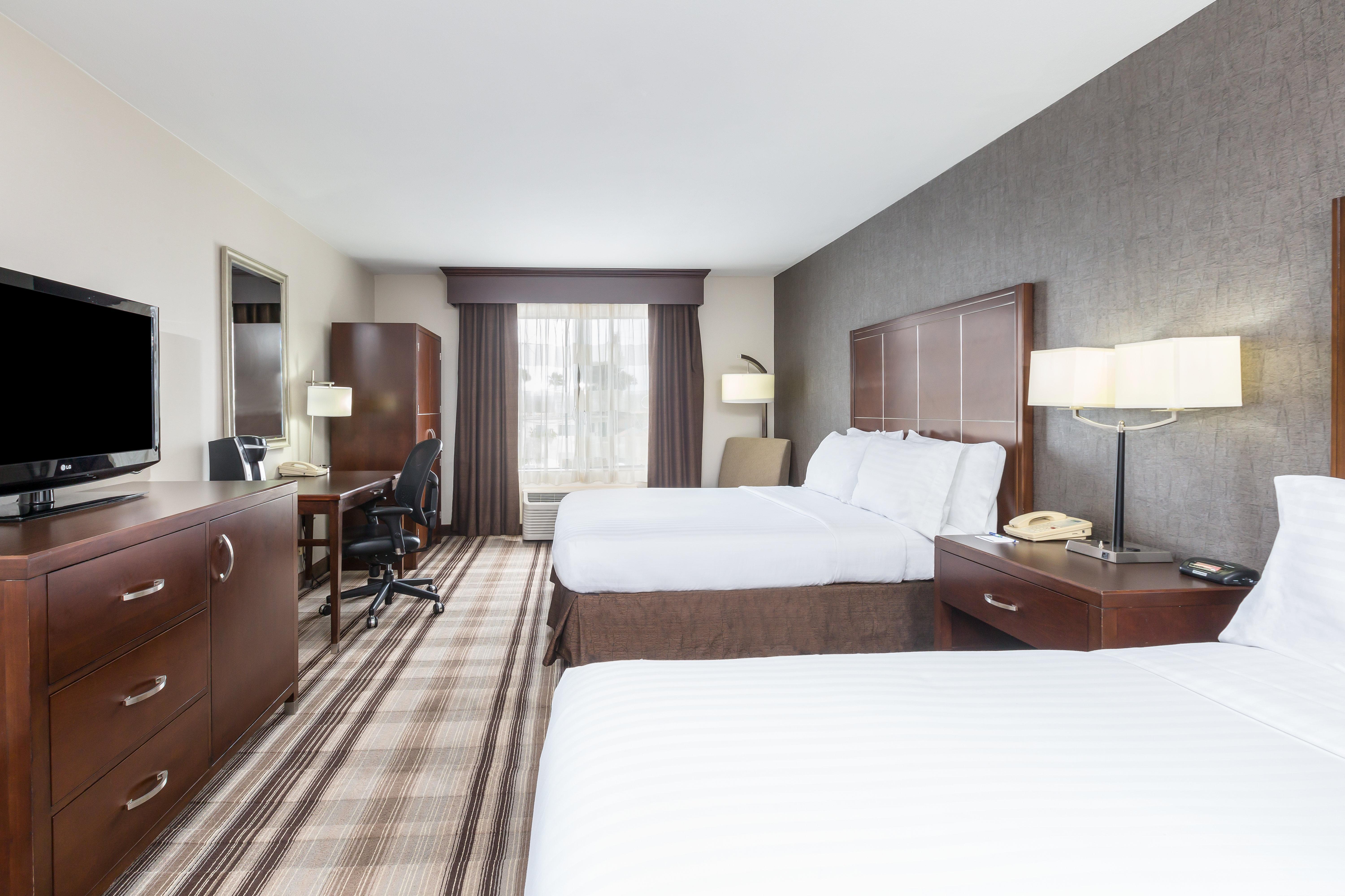 Hotel Express - Sea World Area By Ihg