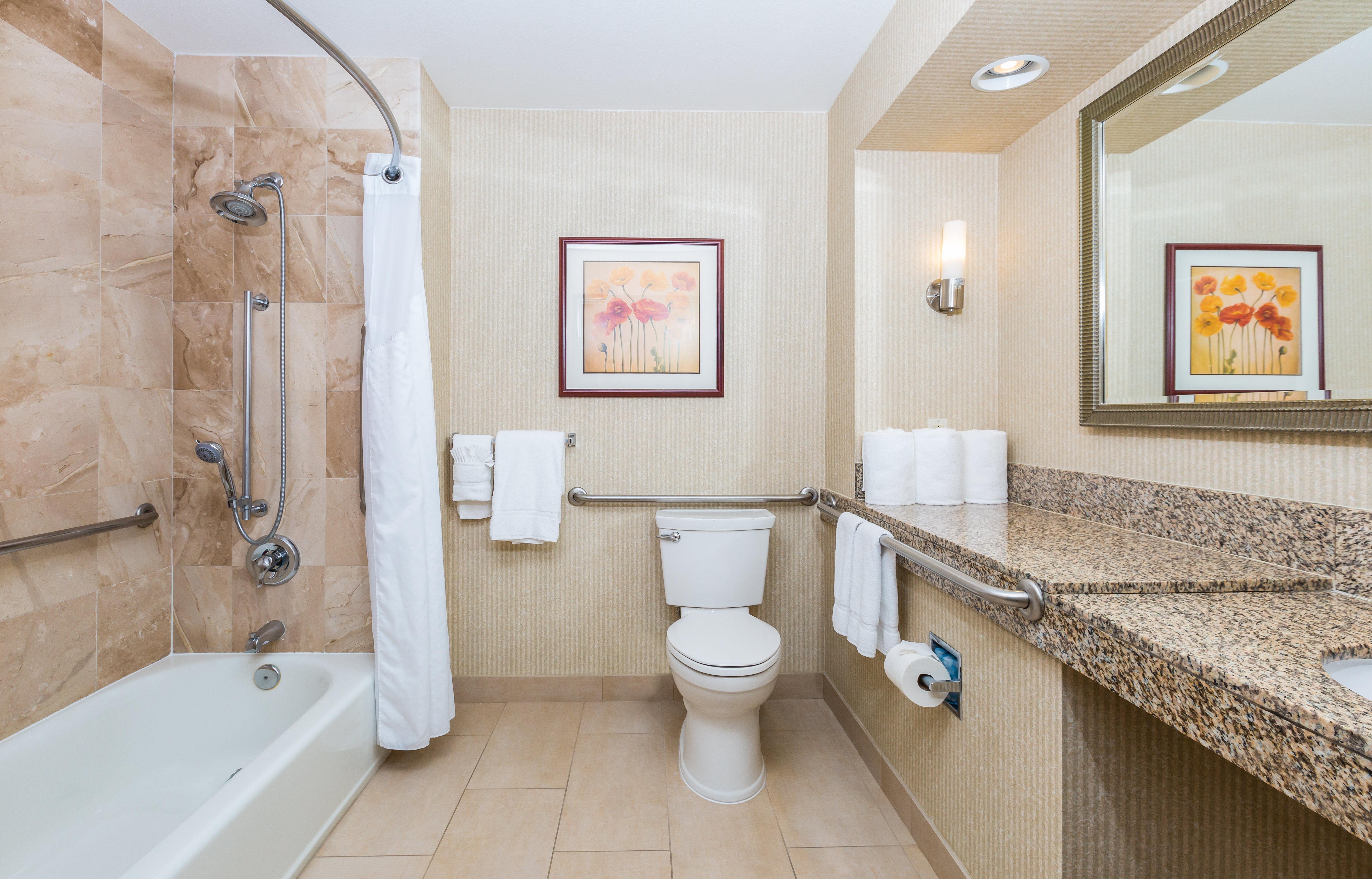 Express - Sea World Area By Ihg Hotel 2*