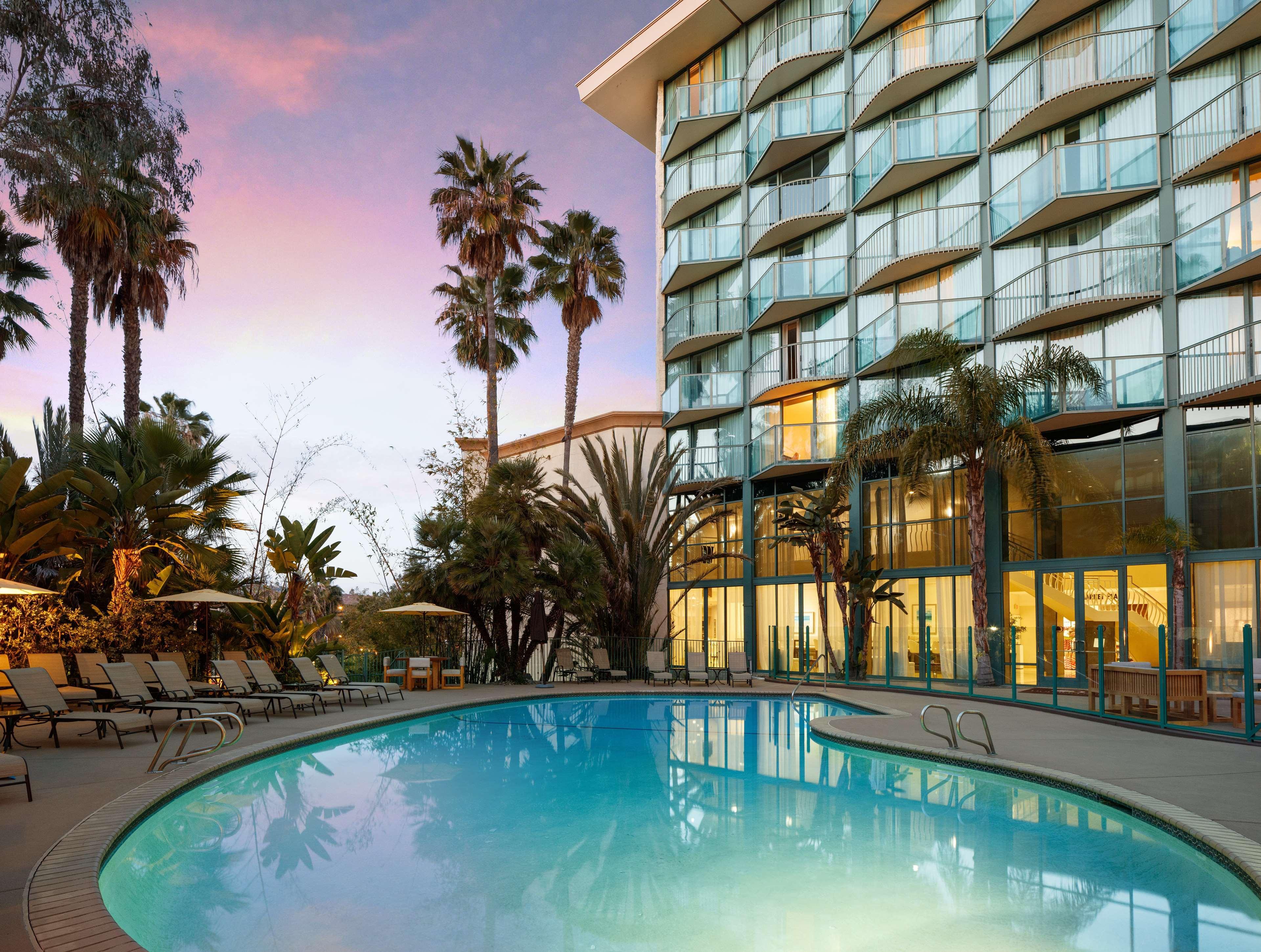 Doubletree By Hilton Circle 3* San Diego