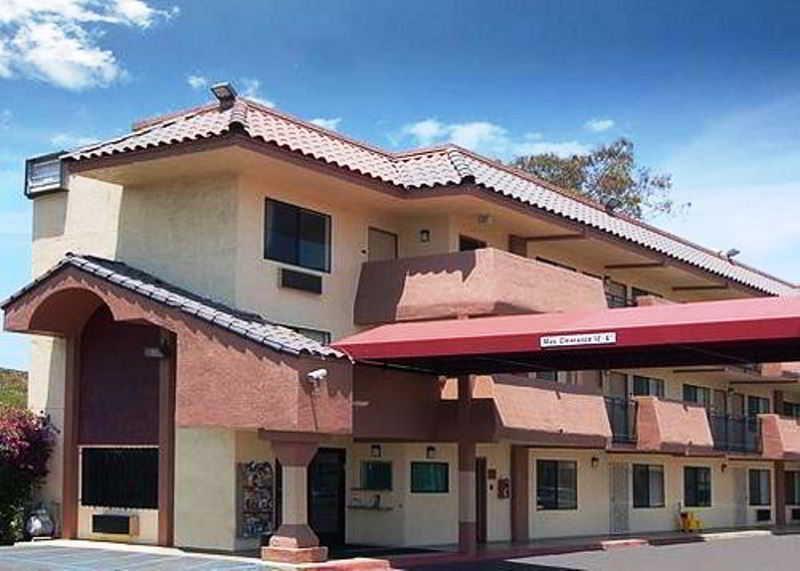 Inn Quality I-5 Naval Base