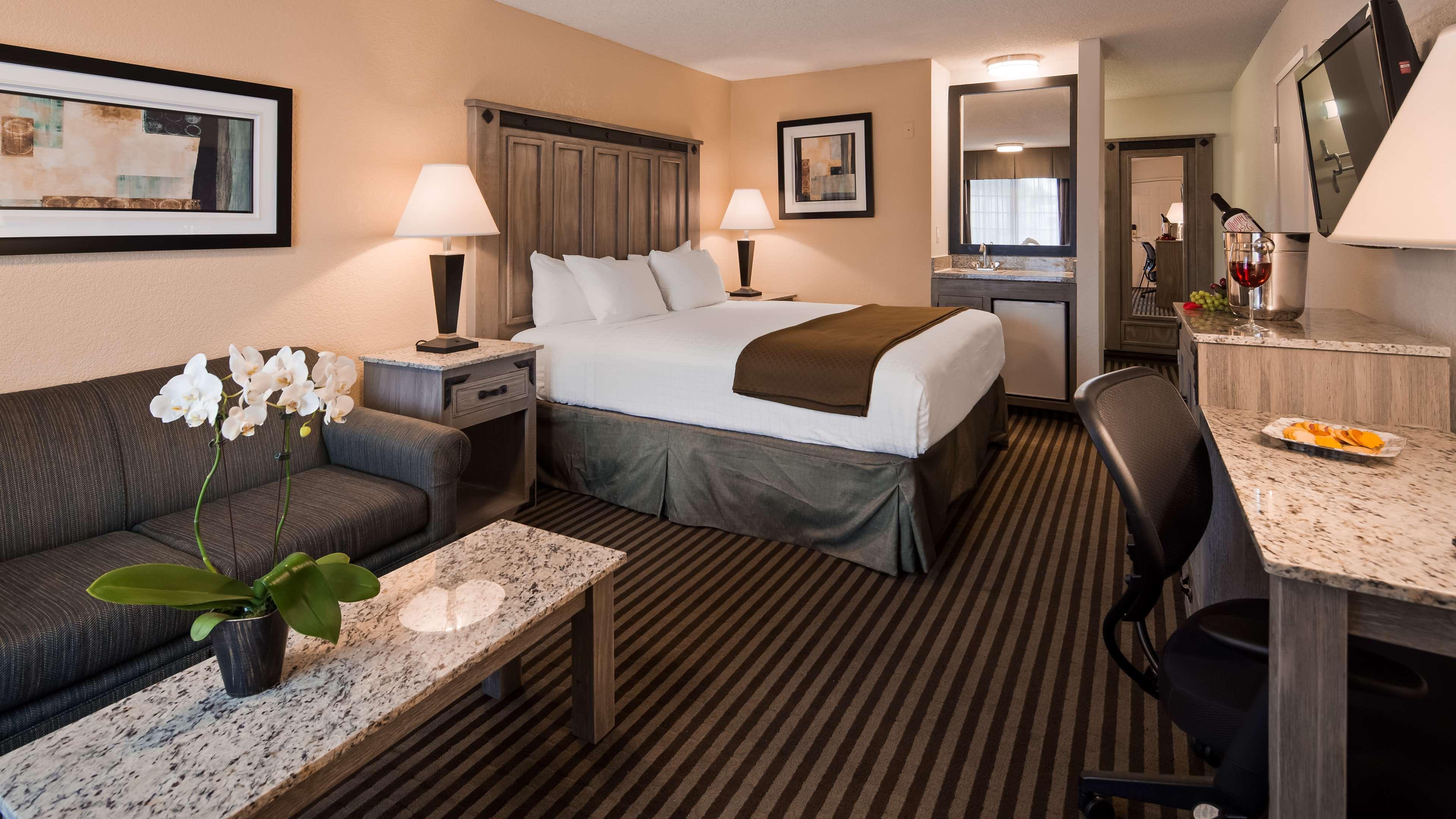 Hotel Western Americana 3*