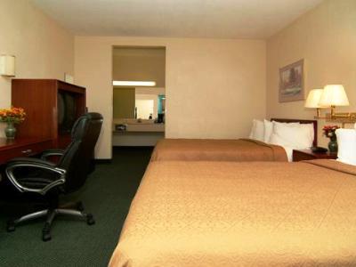 Quality I-5 Naval Base Inn