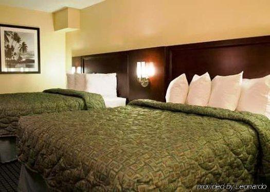 Greentree Mission Bay 3*