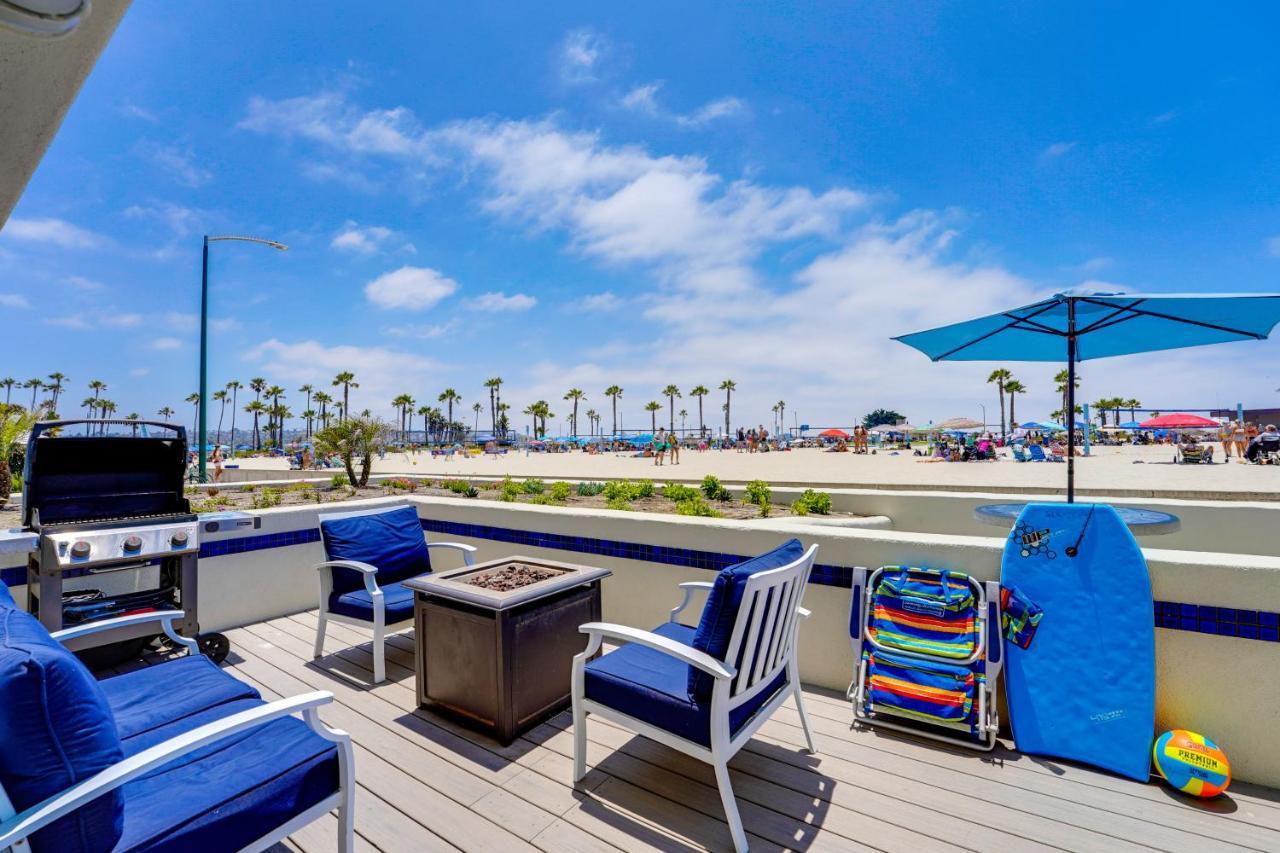 Oceanfront With Front Patio, Gas Grill, Fire Pit - Prime Location!! Holiday home