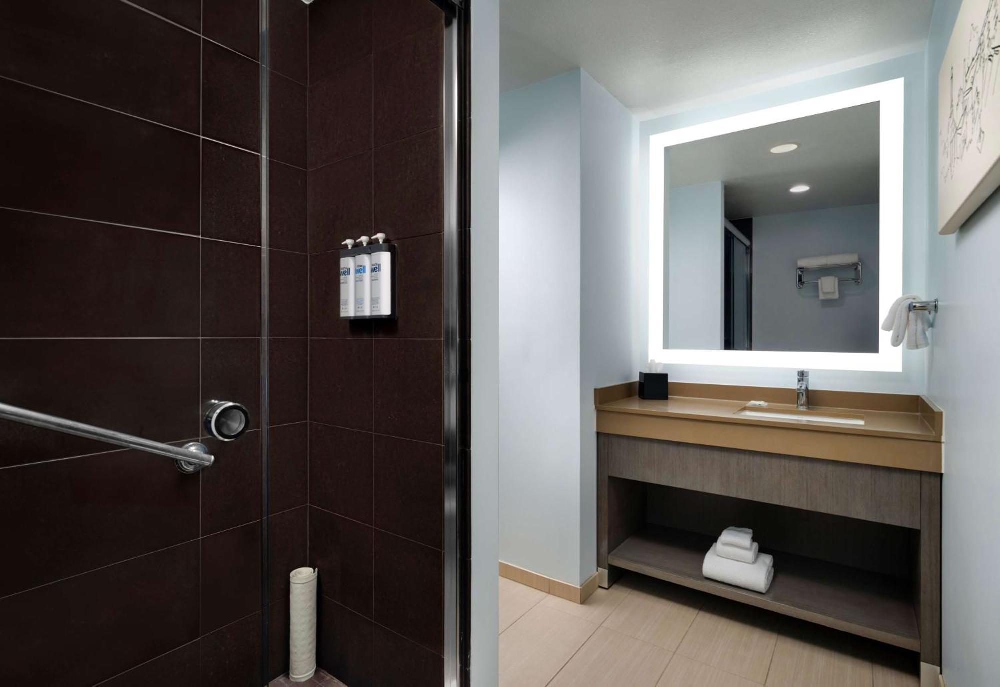 Hyatt House Sorrento Mesa Hotel