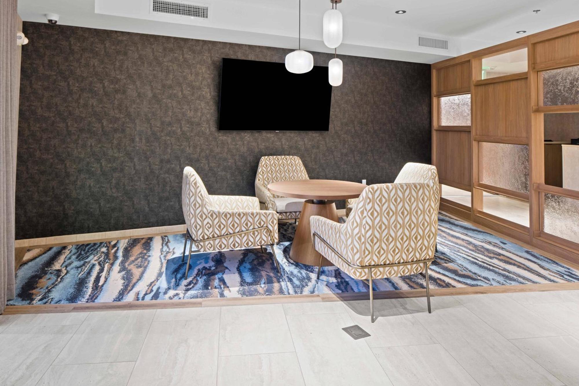 Fairfield & By Marriott Pacific Hotel San Diego