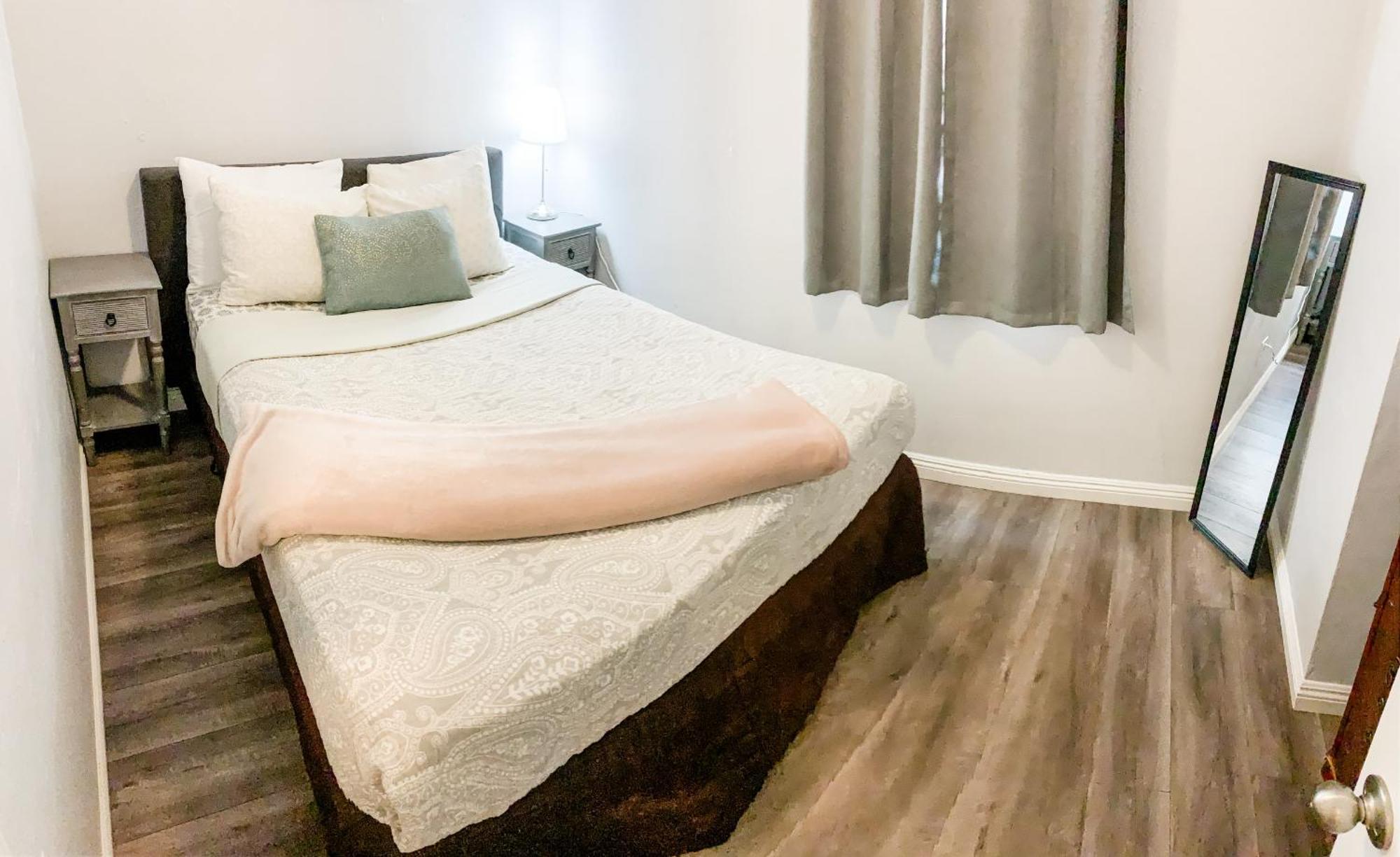 2bdrm Gaslamp Conv Cntr - W Parking & 4 Beds #1 Apartment San Diego