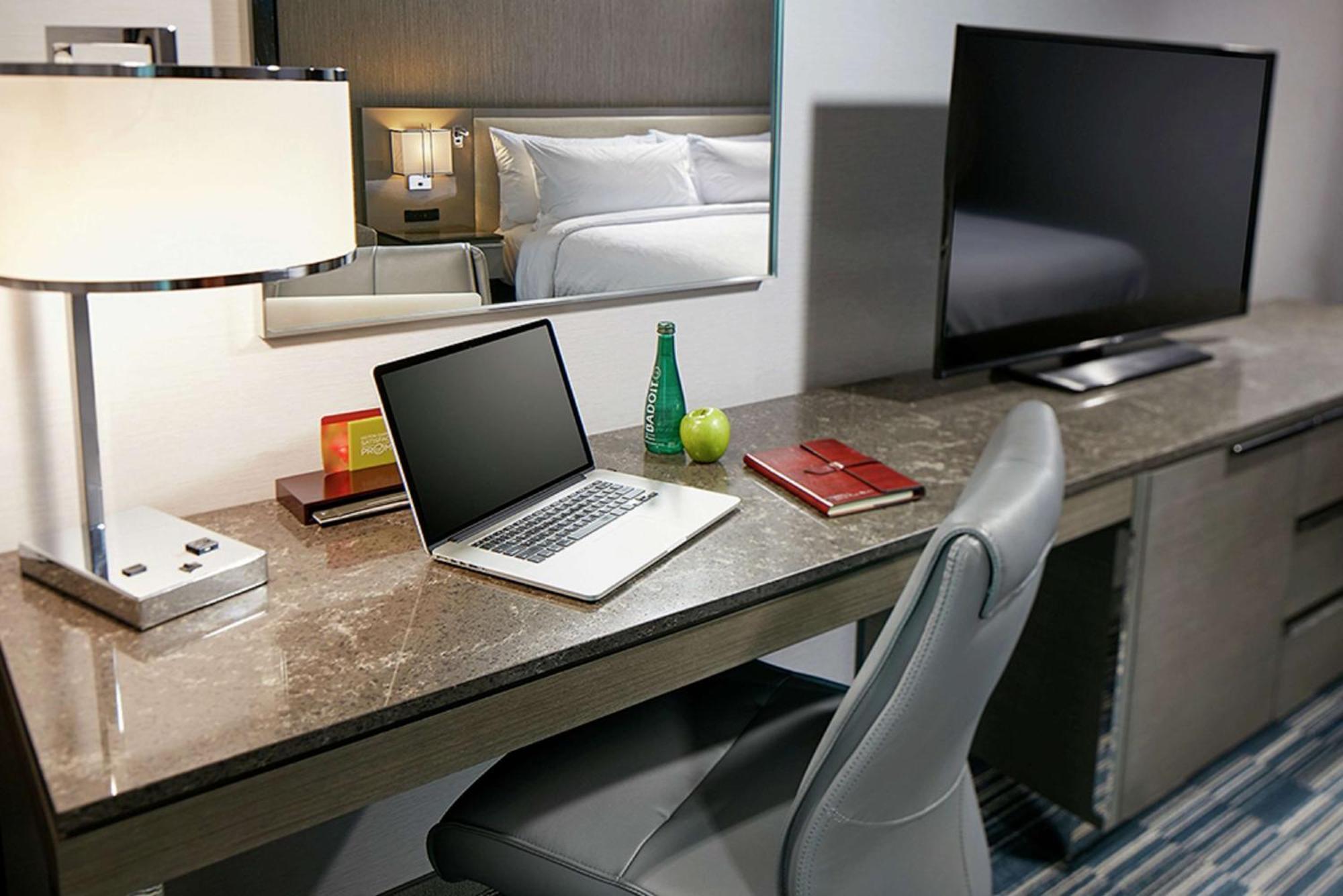 Hilton Garden Downtown/bayside, Ca 3* San Diego