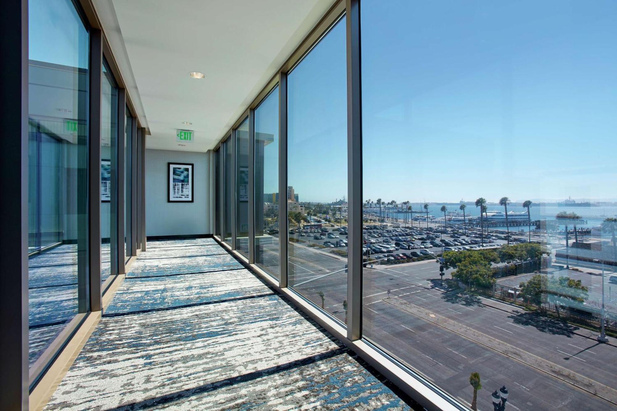 Hilton Garden Downtown/bayside, Ca San Diego