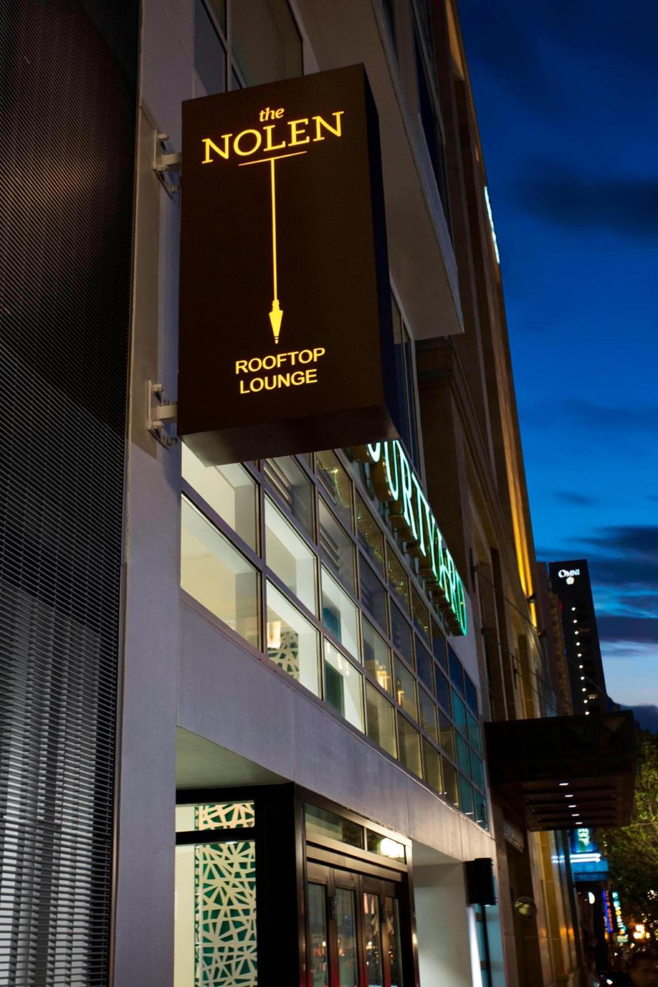 Courtyard By Marriott Gaslamp/convention Center