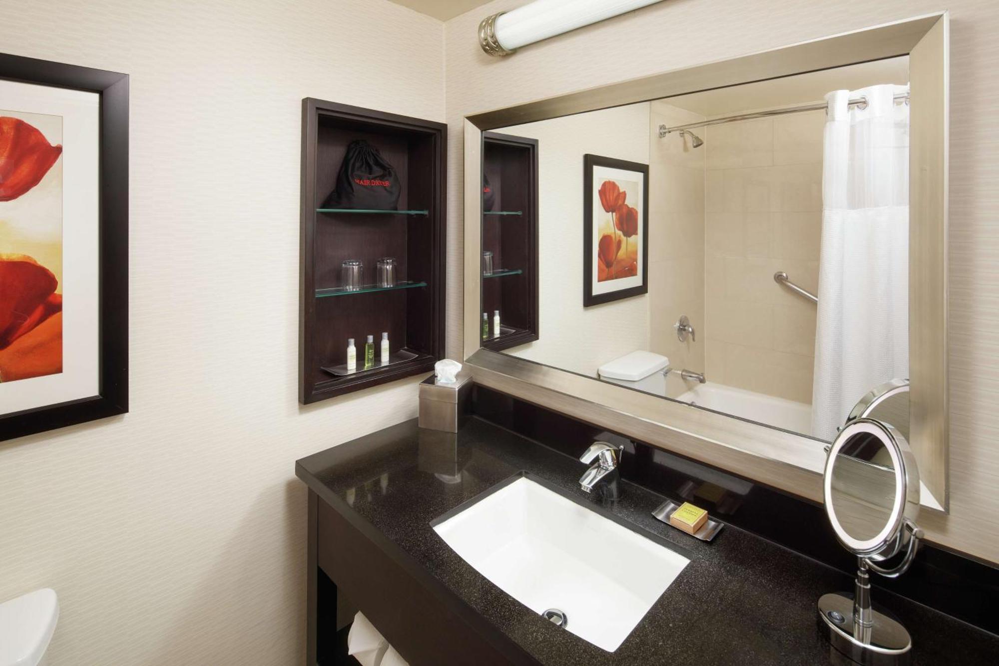 Doubletree By Hilton Circle 3*