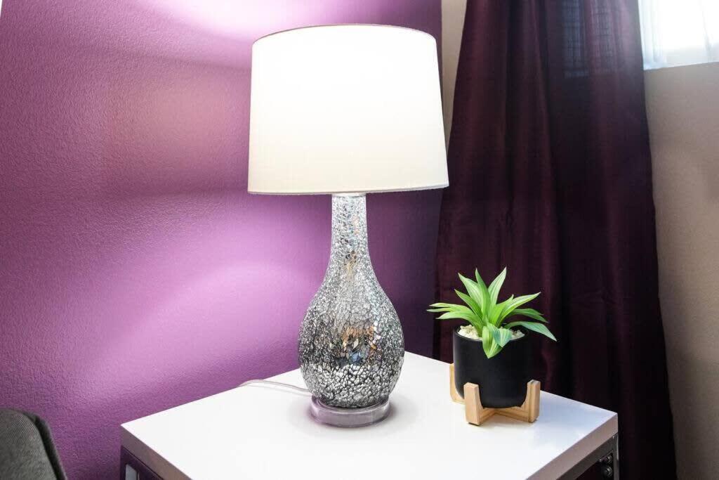 Healthcare-professionals-king-freeparking-wifi-pet