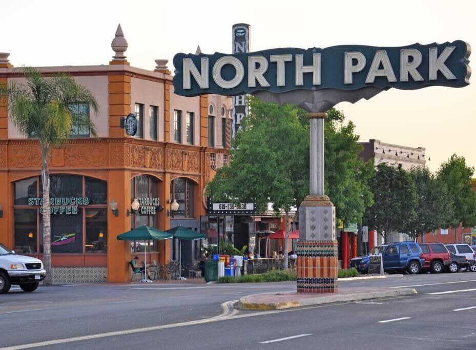 Apartment Northpark-businesstraveler-pets-2bed-w D-kitchen San Diego