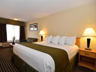 Western Americana Hotel 3*