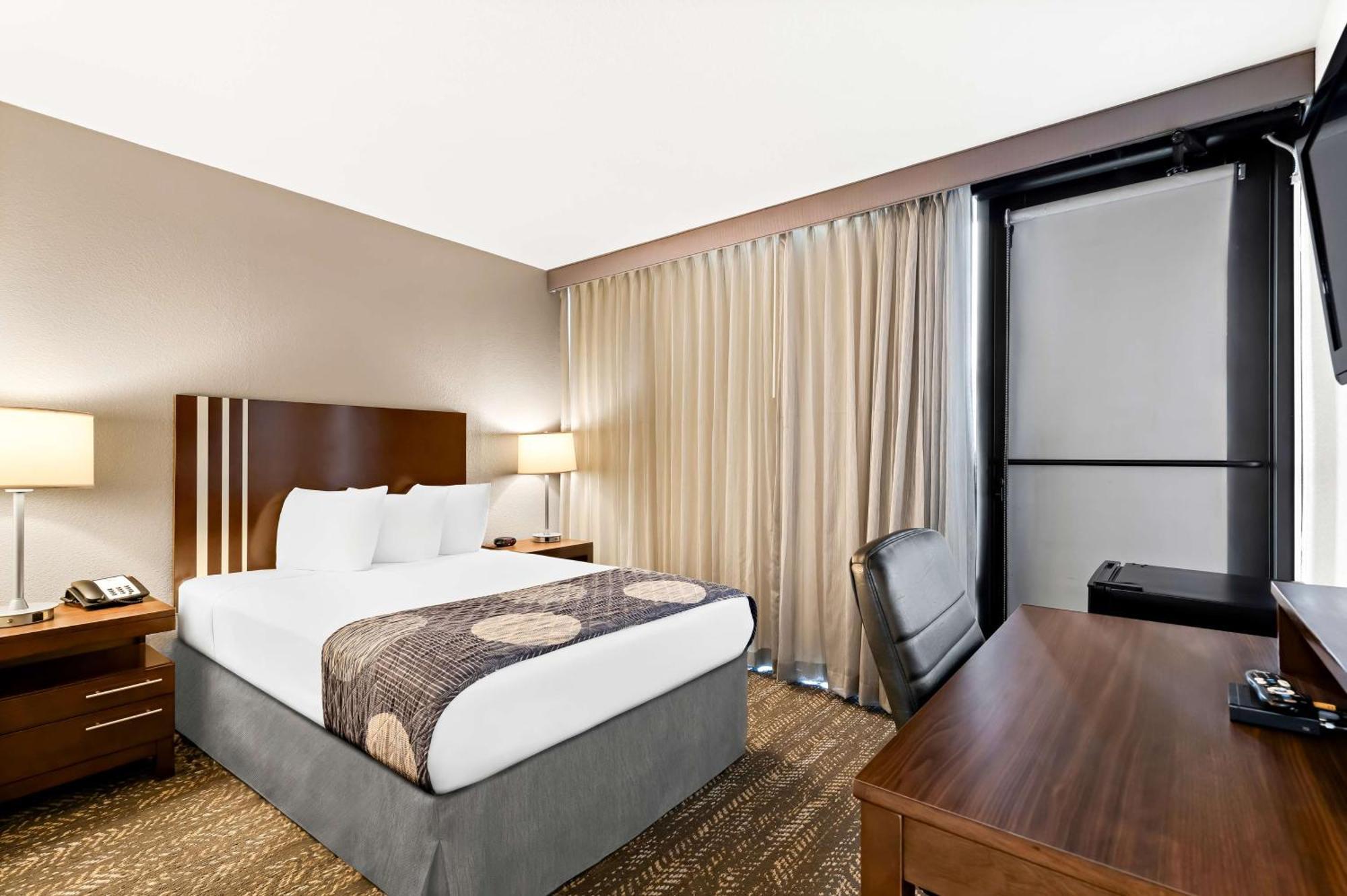 Hotel Western Yacht Harbor San Diego