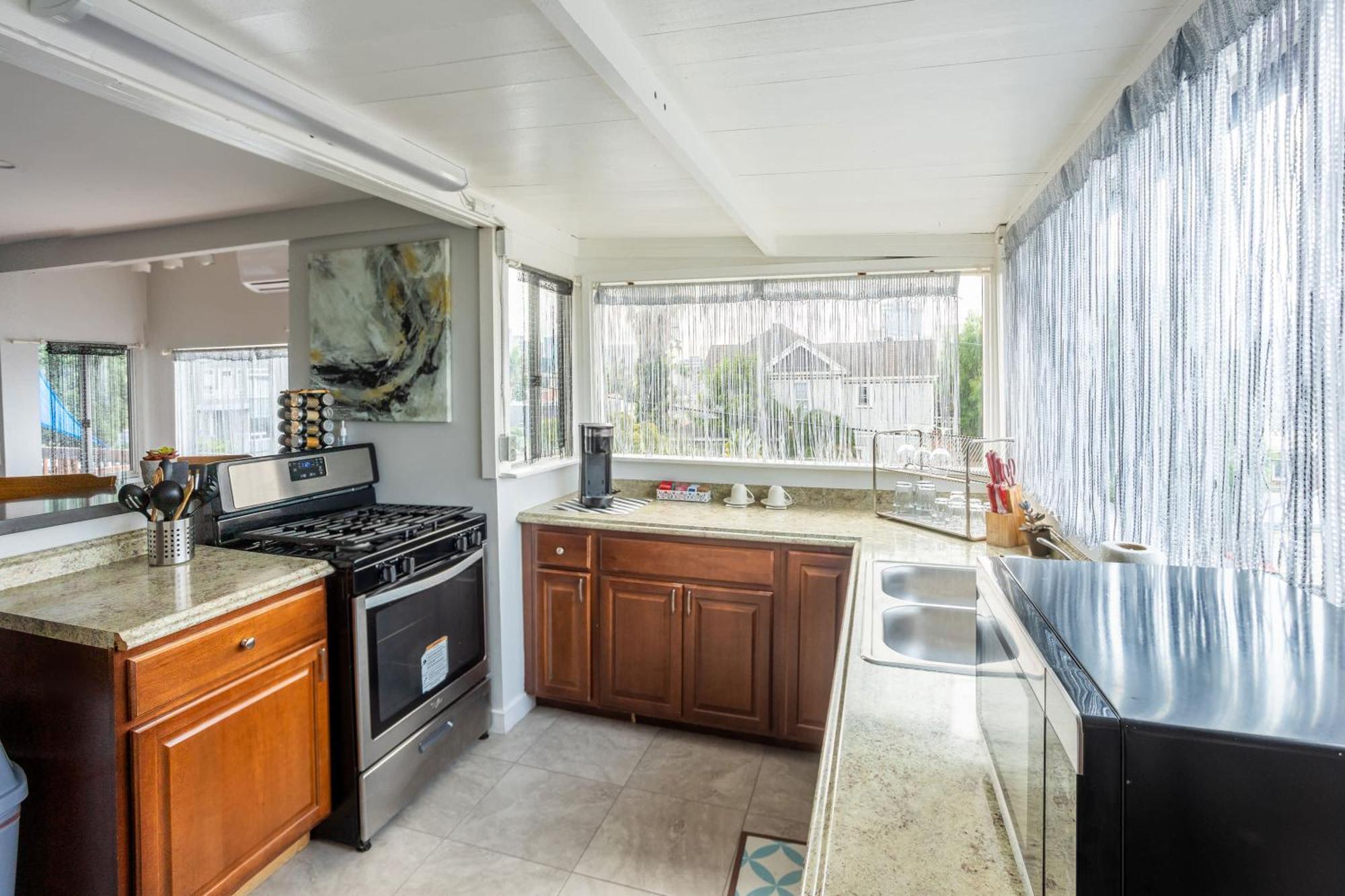 Historic House With Ocean View Center Of Sd San Diego