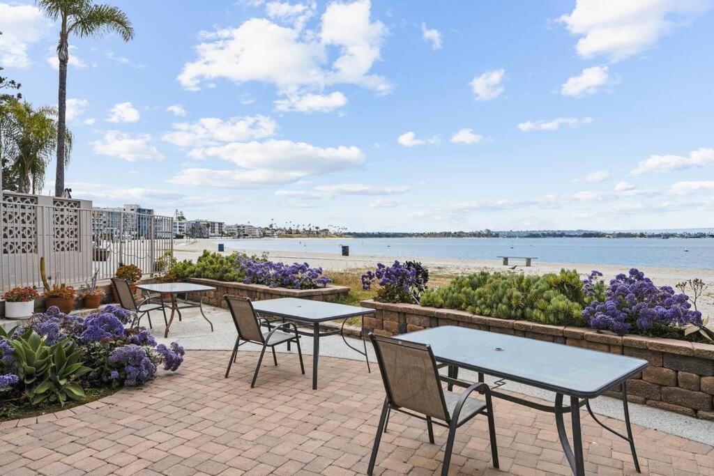 Bayside -2br Beachfront Free Parking Apartment *