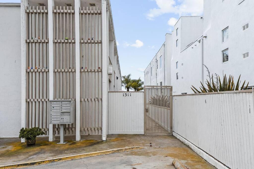 Apartment Bayside -2br Beachfront Free Parking San Diego