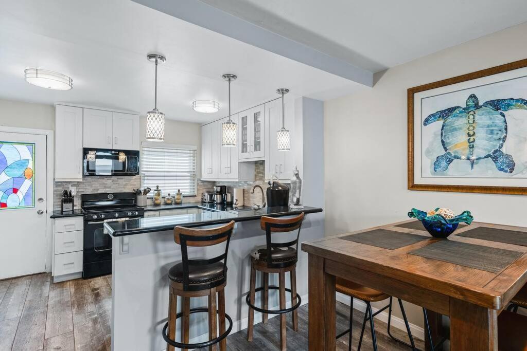 Bayside -2br Beachfront Free Parking