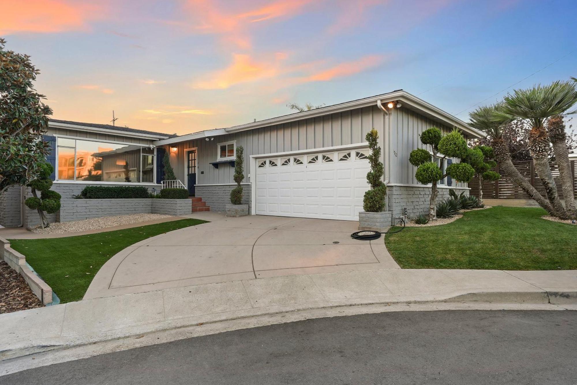 Hills Hideaway By Coastvh - Luxury Midtown 3br Holiday home *