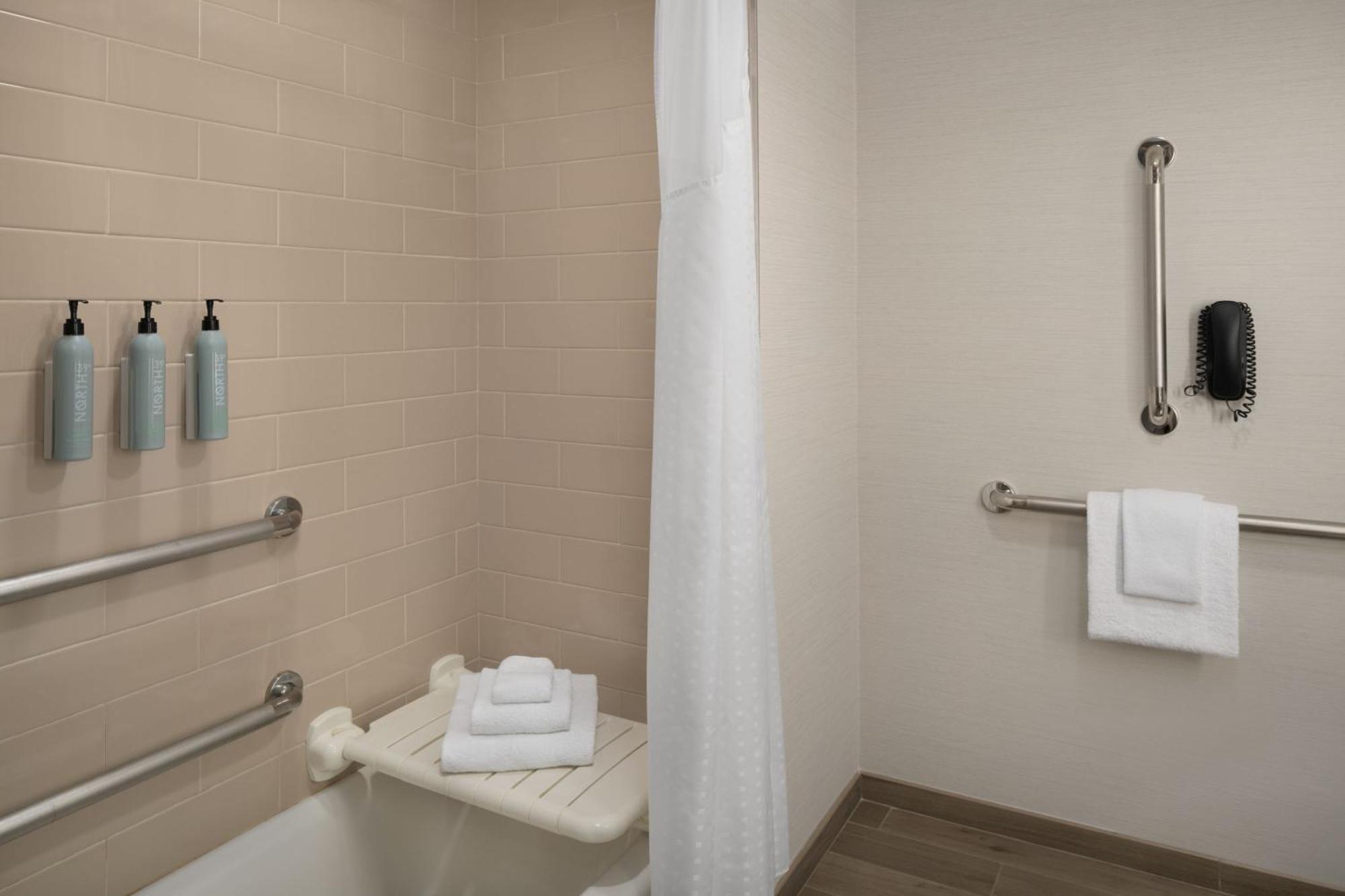 Hotel Courtyard By Marriott Gaslamp/convention Center San Diego