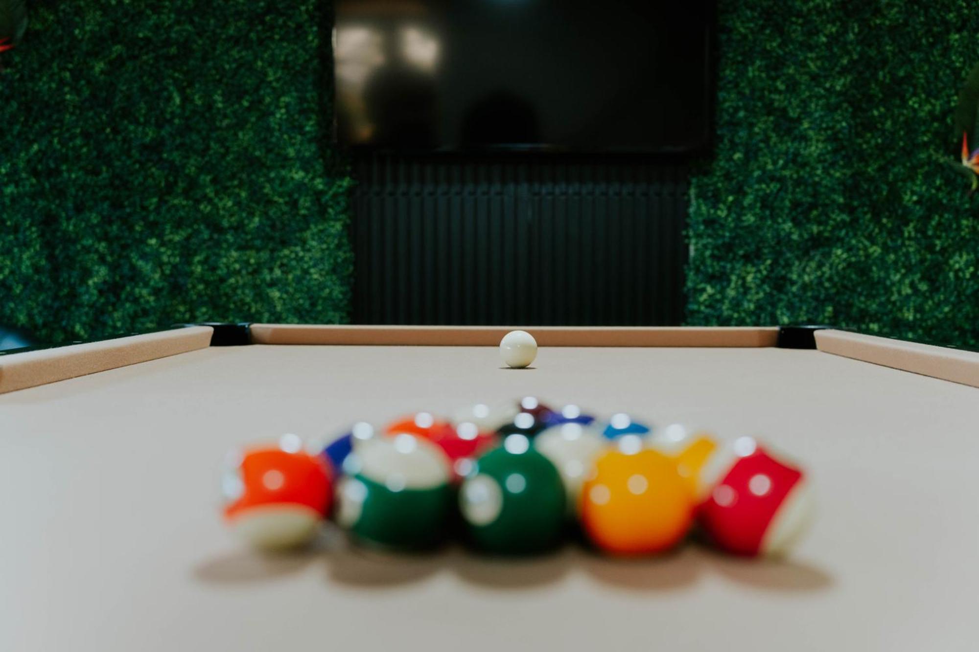 Family-friendly Bay Views, Game Room, Hot Tub!