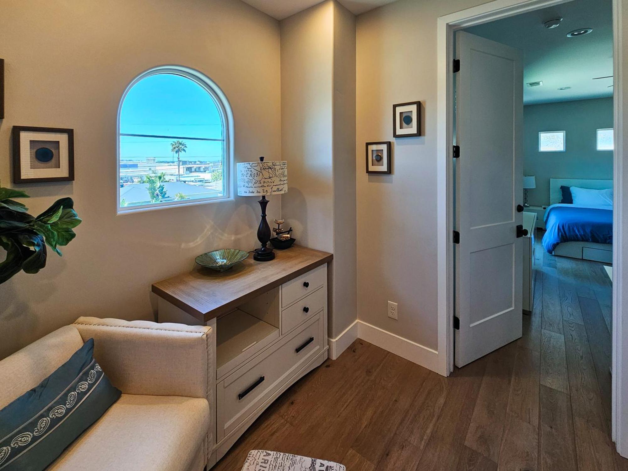 Holiday home Modern Comfort, Prime Location, 360 Views, 4 Bedroom Entire House