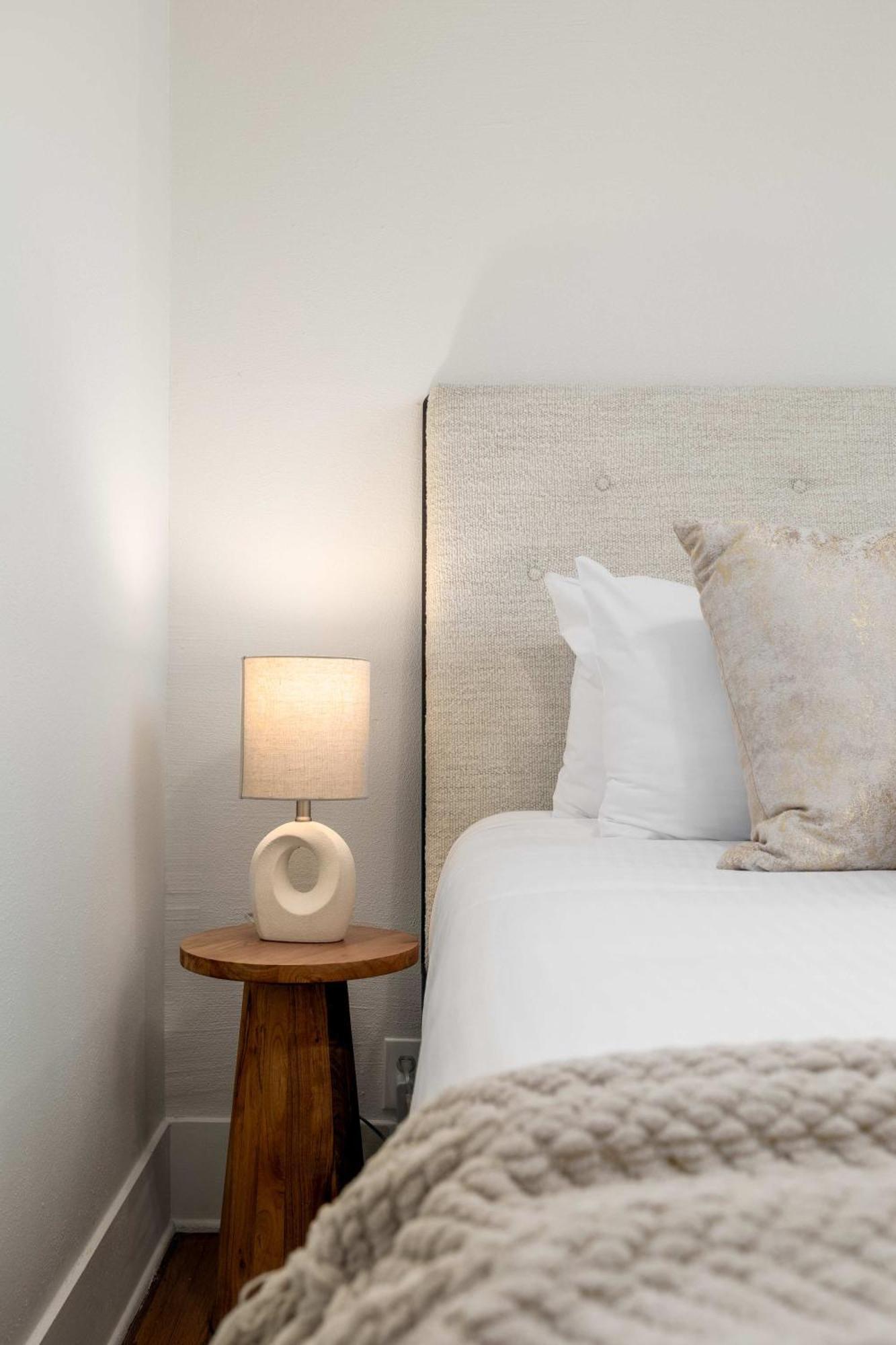 Falcon Street Retreat - Your Cozy Getaway