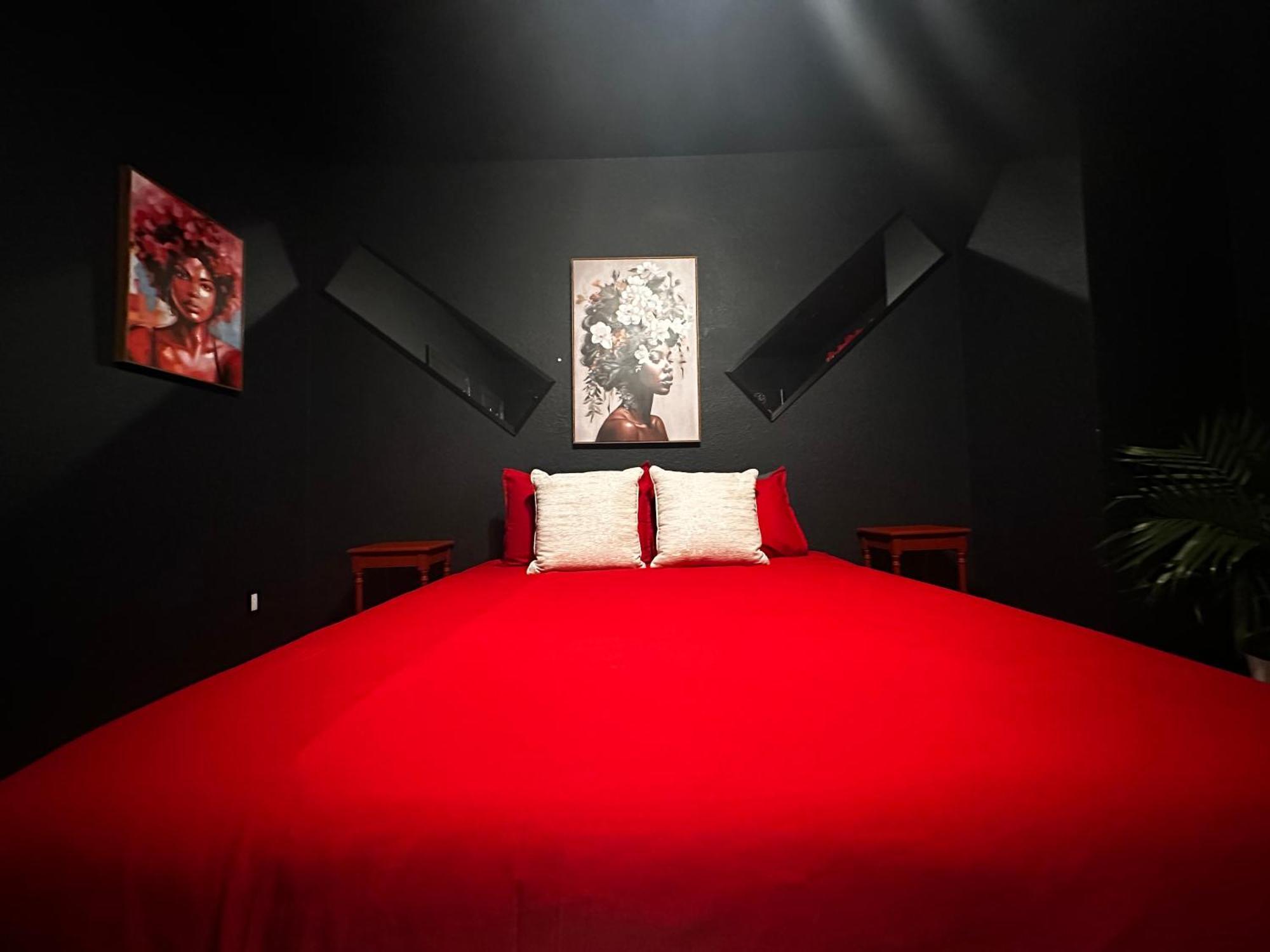 Cozy Queen Walk To Downtown & Balboa Park Homestay
