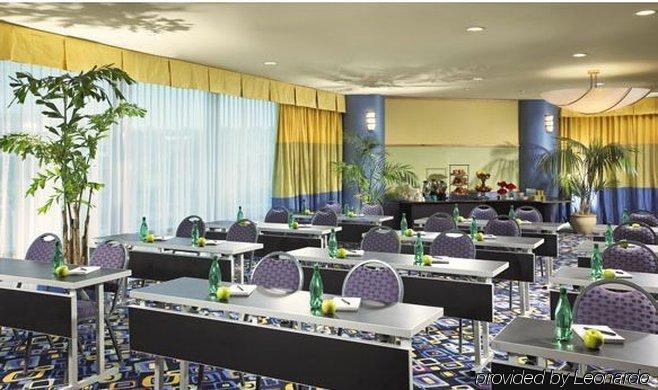 Hotel Doubletree By Hilton Circle