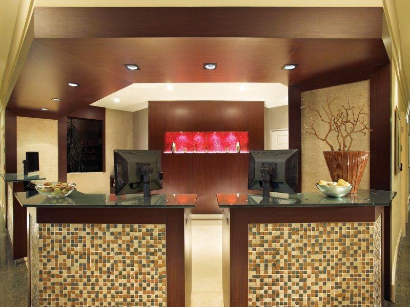 Doubletree By Hilton Circle