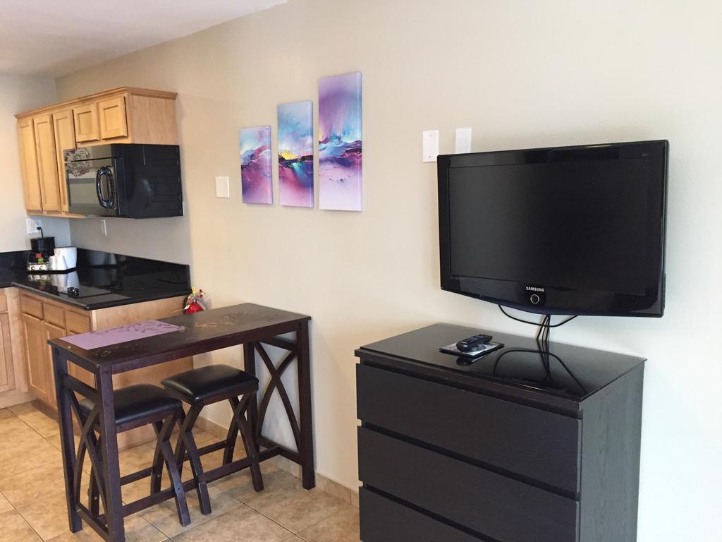 Iris - Mission Valley-san Diego Zoo-seaworld Hotel 2*