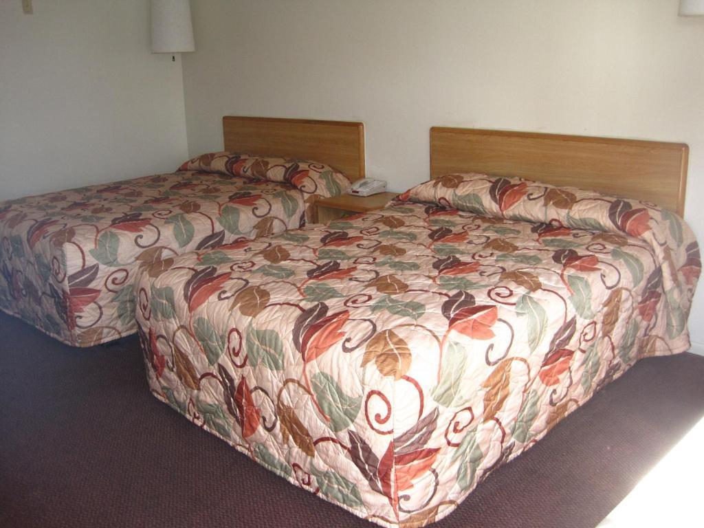 Ez 8 Old Town Motel