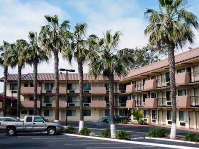 Quality I-5 Naval Base 2* San Diego
