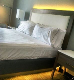 Express & Ne - Circle Hotel San Diego