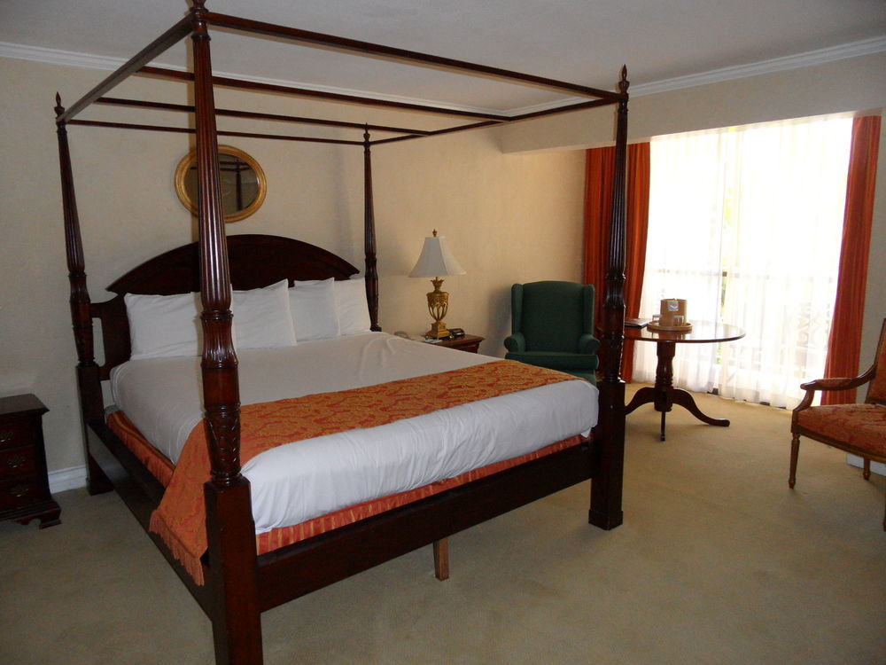 Town And Country Hotel San Diego